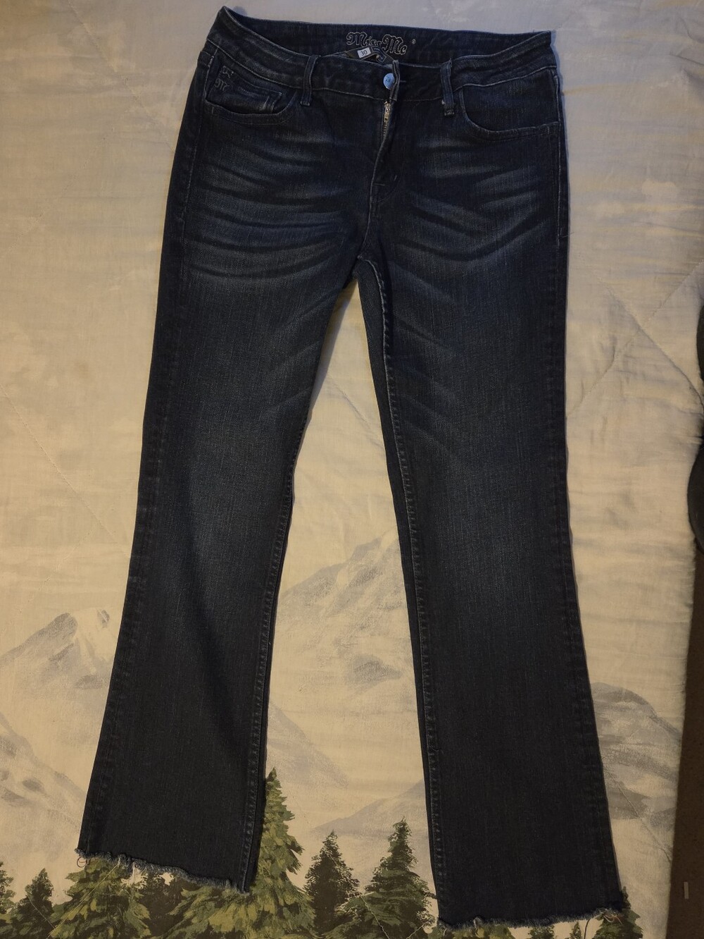 Seven7 Dark Wash Frayed Hem Skinny Leg Jeans